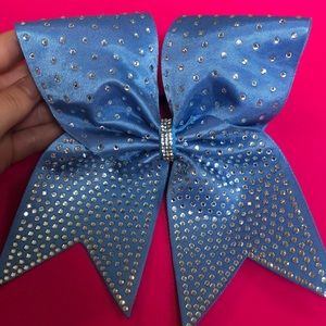 Cheer bow